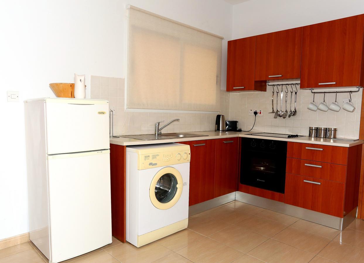 Penelope Court Apartment 102 Larnaca Esterno foto