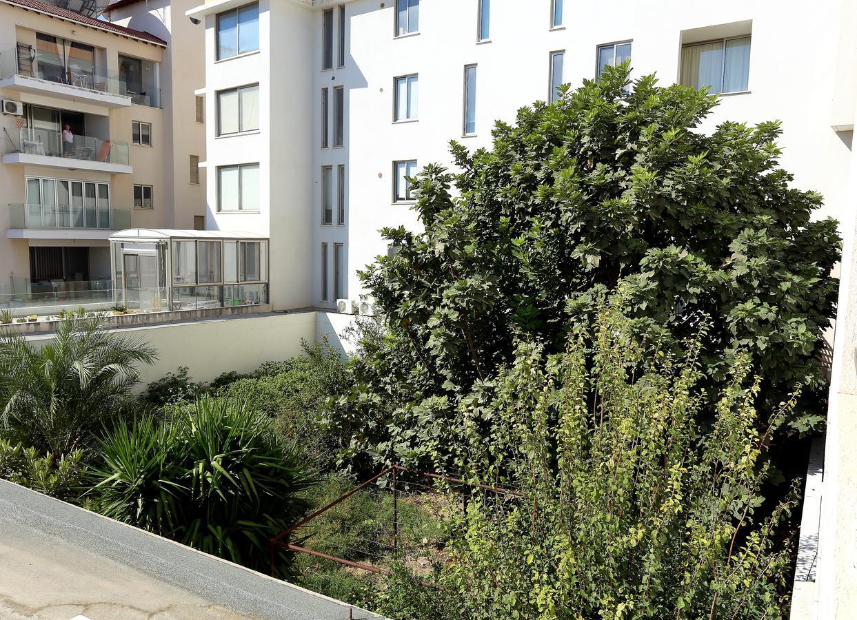 Penelope Court Apartment 102 Larnaca Esterno foto